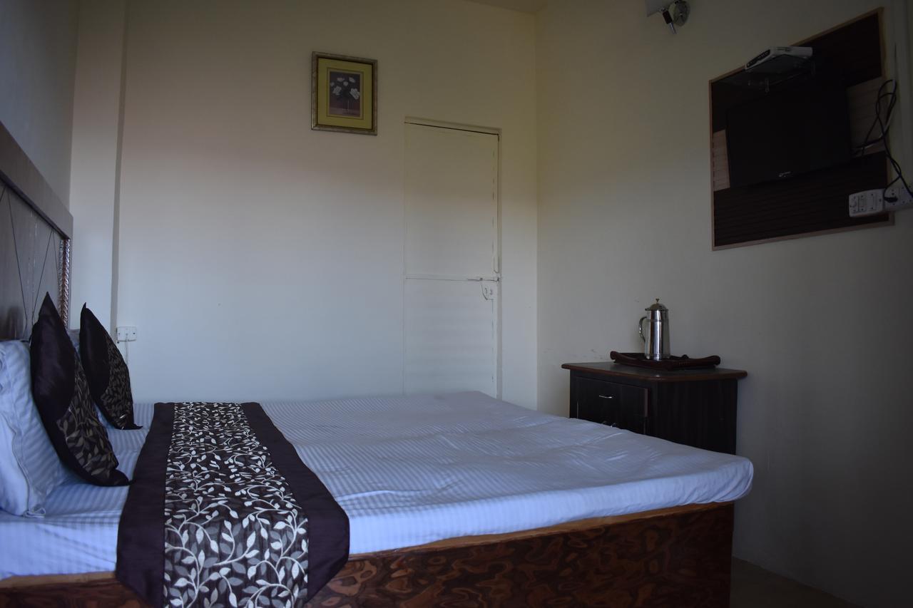Hotel Akanksha Anand Plaza Mussoorie Ngoại thất bức ảnh
